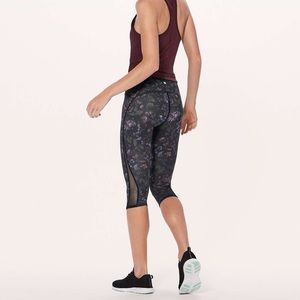 Lululemon Train Times Crop Frozen Flourish size 6